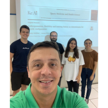 PESQUISADORES DO UNIFOR-MG REALIZAM REVISÃO SISTEMÁTICA SOBRE OS IMPACTOS DO BIKE FIT NA QUALIDADE DE VIDA E BEM-ESTAR DOS CICLISTAS