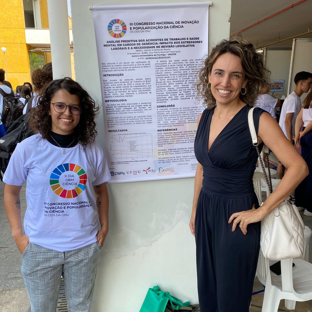 PROFESSORA E ALUNA PARTICIPAM DO III CONGRESSO NACIONAL DE INOVAÇÃO E POPULARIZAÇÃO DA CIÊNCIA DA UFMG