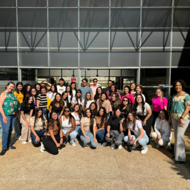 CURSO DE BIOMEDICINA REALIZA VISITA TÉCNICA AO LABORATÓRIO HERMES PARDINI NÚCLEO TÉCNICO OPERACIONAL