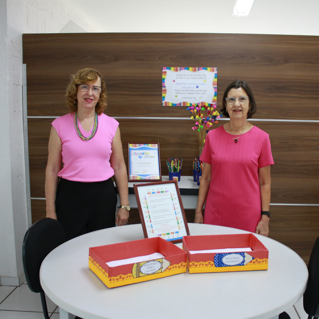 BIBLIOTECA ÂNGELA VAZ LEÃO EXPÕE TRABALHOS REALIZADOS NO PROJETO “COLORIR PARA RELAXAR”