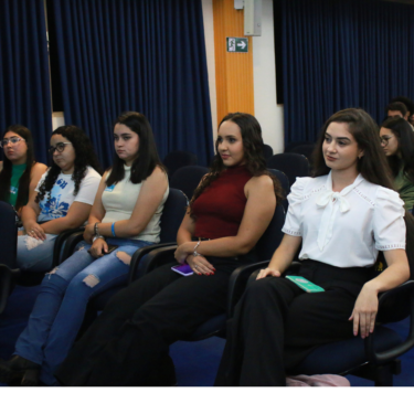 CURSO DE MEDICINA VETERINÁRIA APRESENTA PROJETOS DE PESQUISA E EXTENSÃO NO UNIFOR-MG