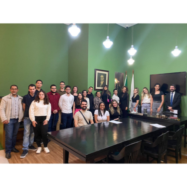 CURSO DE DIREITO DO UNIFOR-MG PARTICIPA DE VISITA TÉCNICA AO TRIBUNAL REGIONAL DO TRABALHO DE MINAS GERAIS EM BELO HORIZONTE