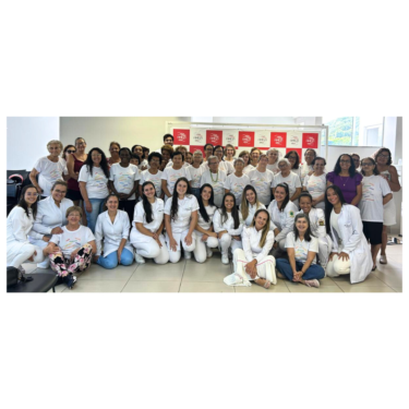 ALUNOS DE ENFERMAGEM E FISIOTERAPIA REALIZAM ATIVIDADES DE EXTENSÃO EM PARCERIA COM A INSTITUIÇÃO MÃO AMIGA