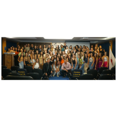 UNIFOR-MG RECEBE PALESTRA DO CREFONO 6