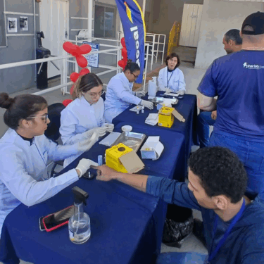 ALUNOS DO UNIFOR-MG PARTICIPAM DA CAMPANHA JUNHO VERMELHO EM PARCERIA COM A GECAL NA CIDADE DE PAINS