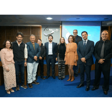 SEMAJUR 2025 DEBATE DIREITO, MEIO AMBIENTE E TECNOLOGIA NO UNIFOR-MG