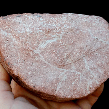 CORINDON É SINTETIZADO EM LABORATÓRIO DO UNIFOR-MG A PARTIR DE MATERIAL COLETADO EM FORMIGA