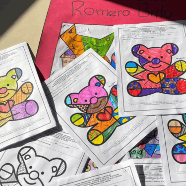 ALUNOS DA EDUCAÇÃO BÁSICA EXPLORAM A ARTE EM OFICINAS PROMOVIDAS PELO PIBID