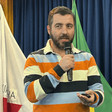 ESPECIALISTAS DEBATEM PREVENÇÃO E CONTROLE DA GRIPE AVIÁRIA EM EVENTO DO UNIFOR-MG