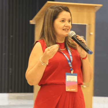 ALUNOS DE CIÊNCIAS CONTÁBEIS PARTICIPAM DO “CAFÉ COM O CONTABILISTA” NA CDL DE FORMIGA