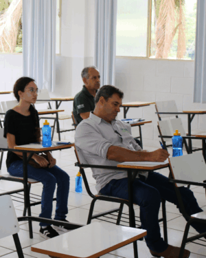 CURSO DE ENGENHARIA AGRONÔMICA DO UNIFOR-MG REALIZA MINICURSO “PRODUÇÃO ON-FARM”