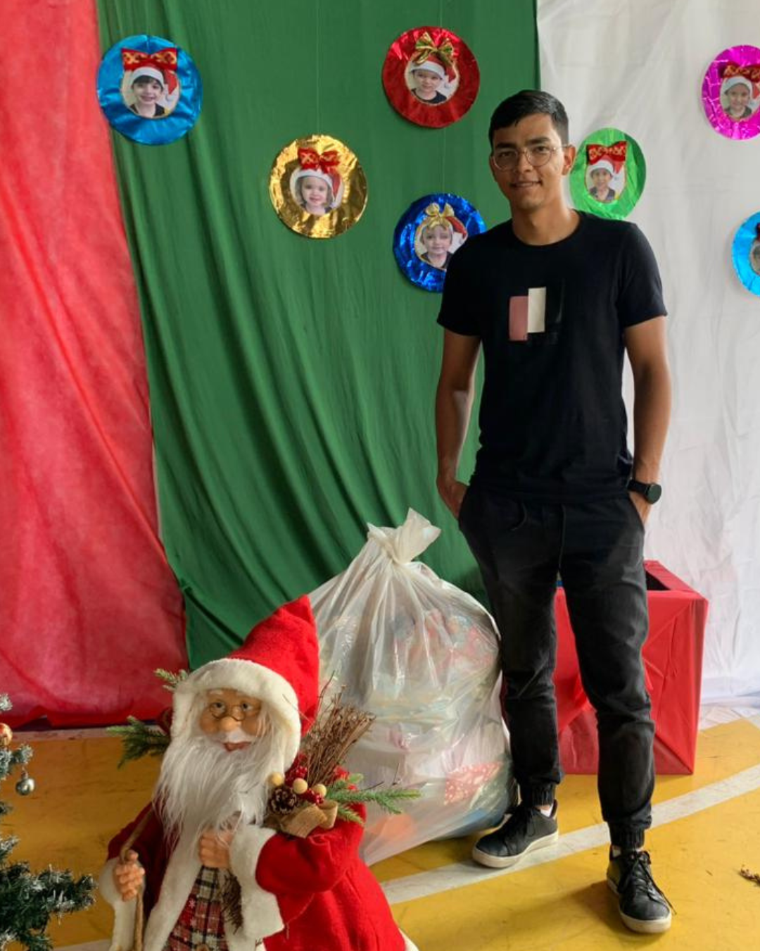 ALUNOS DO COLÉGIO UNIFOR – UNIDADE II PROMOVEM NATAL SOLIDÁRIO