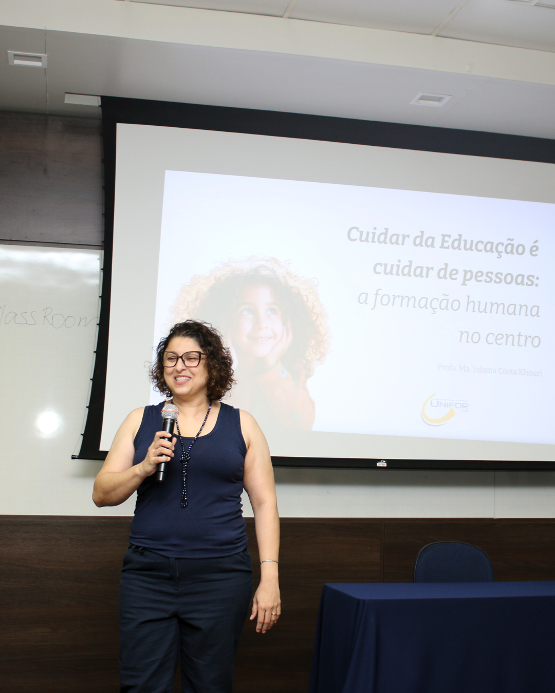 CALOUROS DE PEDAGOGIA PARTICIPAM DE AULA INAUGURAL COM FOCO NA FORMAÇÃO HUMANA