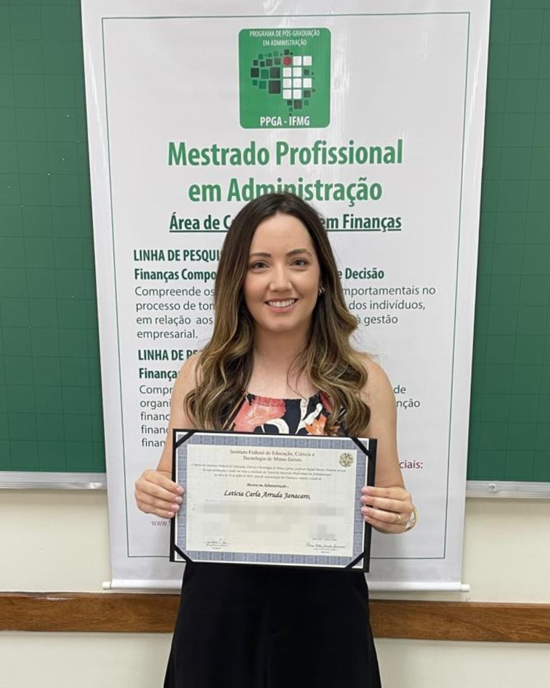 PROFESSORA DO UNIFOR-MG CONCLUI MESTRADO EM ADMINISTRAÇÃO COM ÊNFASE EM FINANÇAS