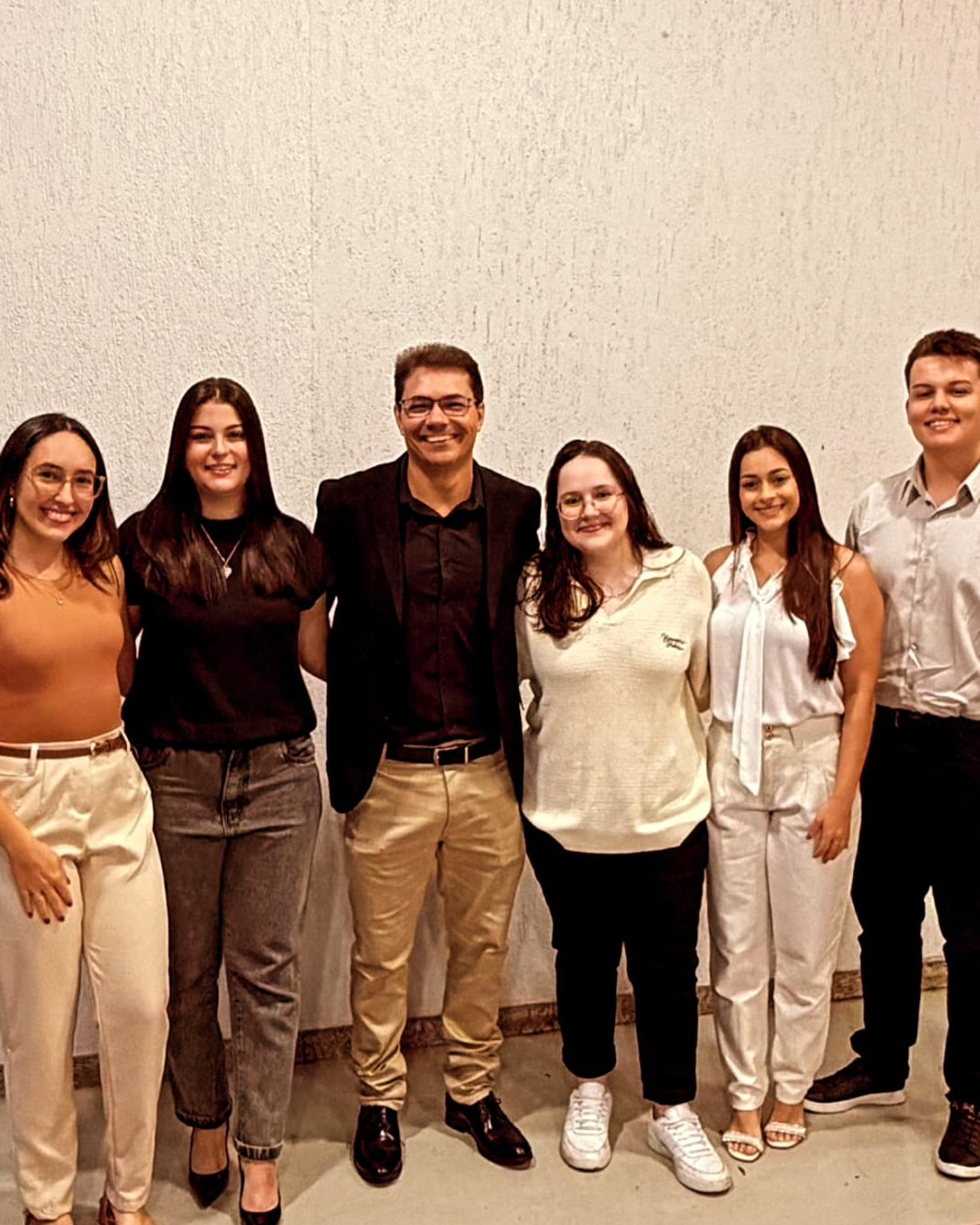 DISCENTES DO UNIFOR-MG PARTICIPAM XI ENCONTRO DE ESTUDANTES DE FISIOTERAPIA EM BELO HORIZONTE