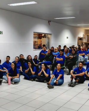 CURSO DE ENFERMAGEM DO UNIFOR-MG PARTICIPA DA XIII SIPAT DA TECNO 2000 COM AÇÕES DE PROMOÇÃO À SAÚDE