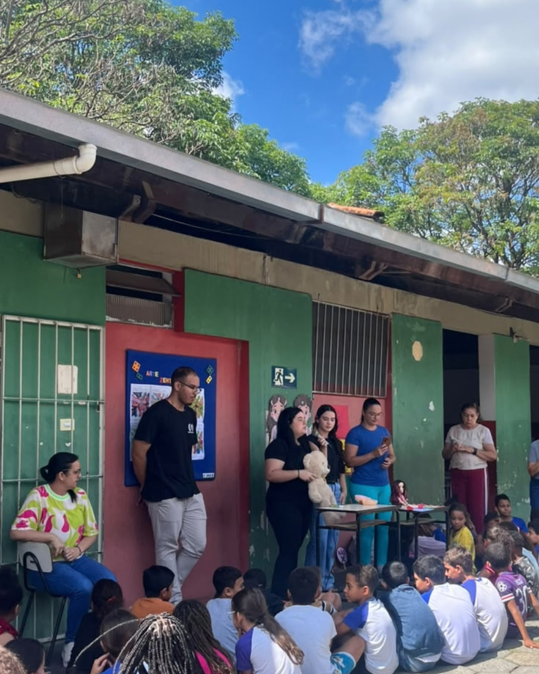 CURSOS DE EDUCAÇÃO FÍSICA E ENFERMAGEM DO UNIFOR-MG REALIZAM AÇÃO EXTENSIONISTA EM ESCOLA MUNICIPAL DE FORMIGA