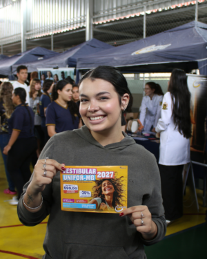UNIFOR NA ESCOLA É PROMOVIDO NA E. E. RODOLFO ALMEIDA